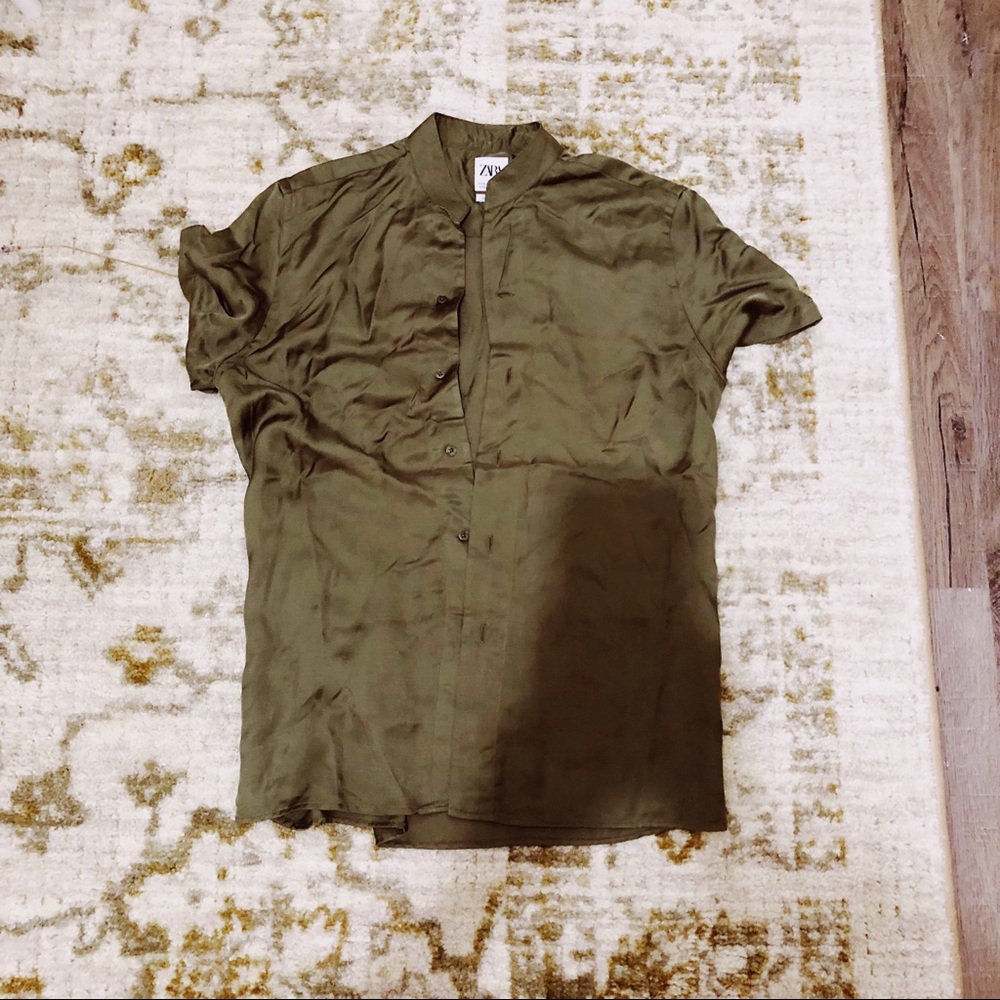 Men Zara shirt.